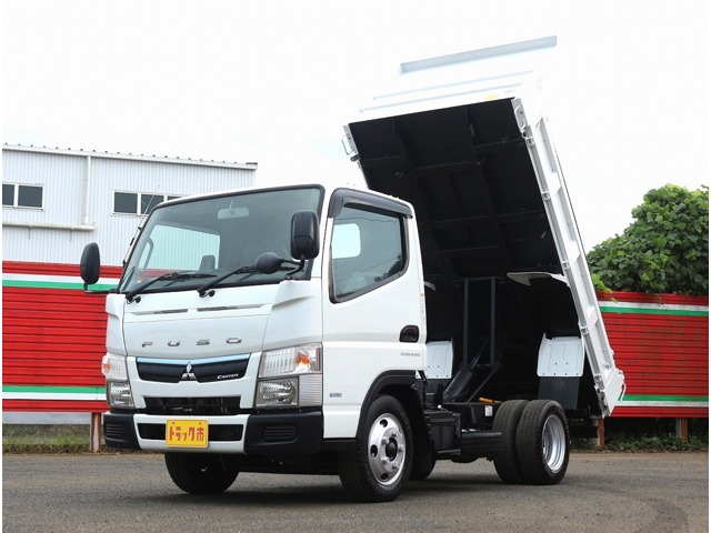 Mitsubishi Fuso Canter 1