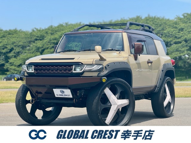 Toyota FJ Cruiser 2