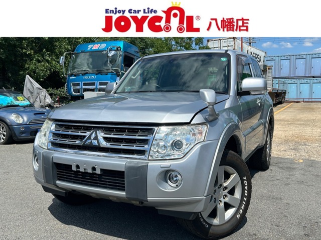 2010 Mitsubishi Pajero