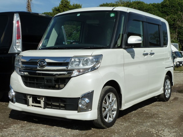 Daihatsu Tanto 1
