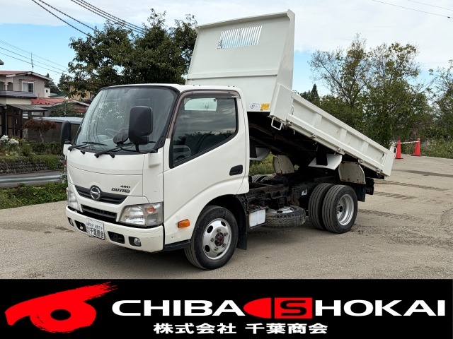 Hino Dutro 1