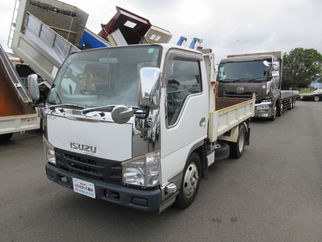 2014 Isuzu Elf