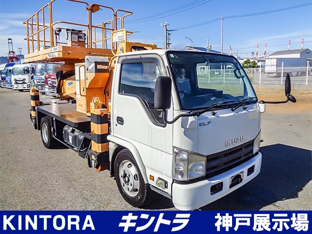Isuzu Elf 1