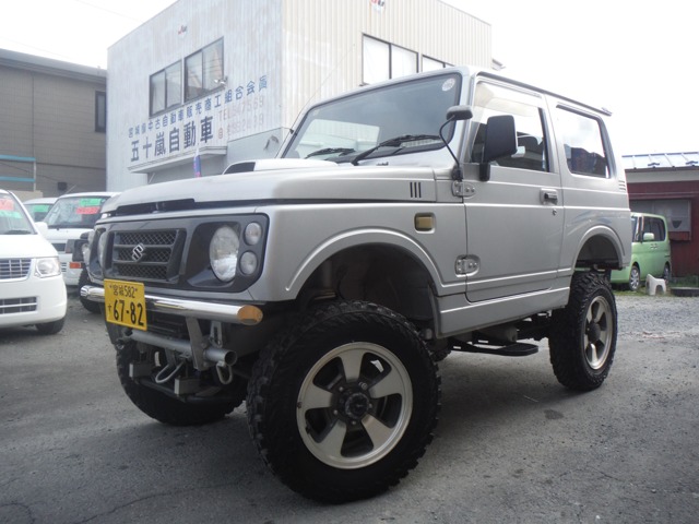 Suzuki Jimny 1
