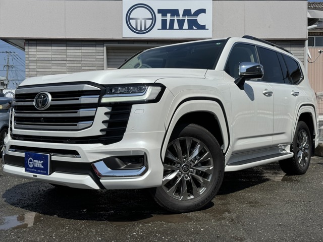 Toyota Land Cruiser 300 2