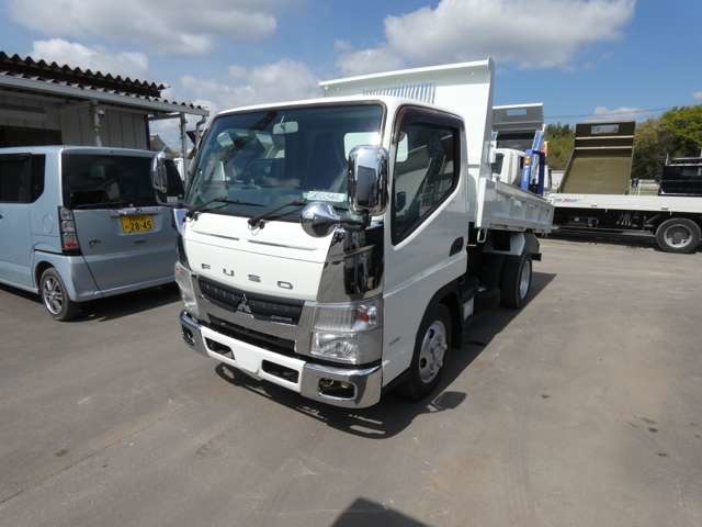 Mitsubishi Fuso Canter 2