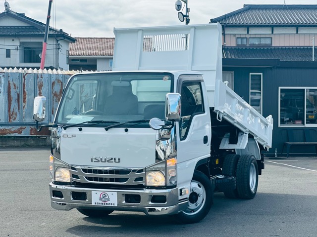 2015 Isuzu Elf