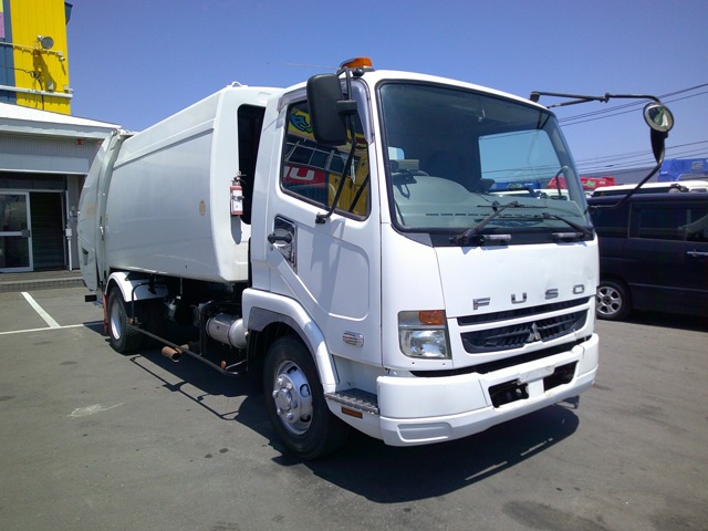 Mitsubishi Fuso Fighter 1