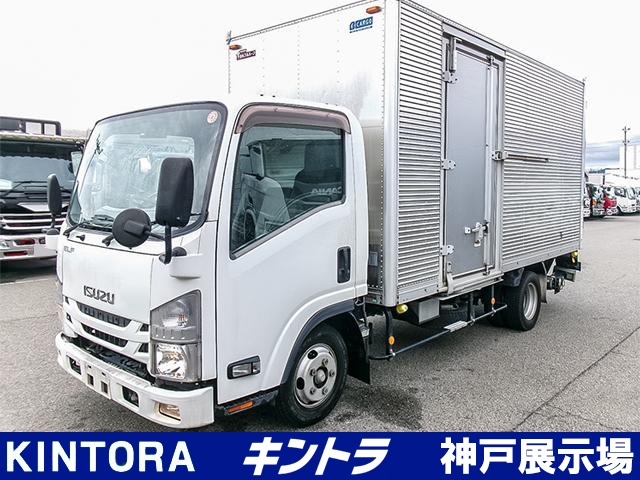 2017 Isuzu Elf