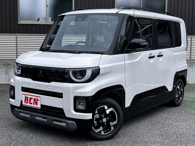 Mitsubishi Delica Mini 1