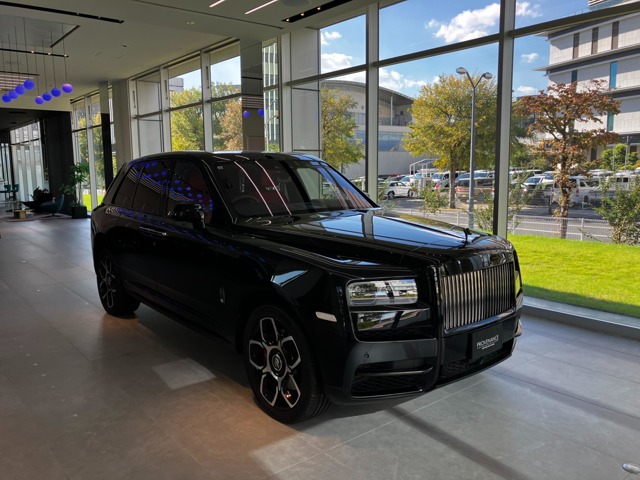Rolls-Royce ブラックバッジカリナン 2