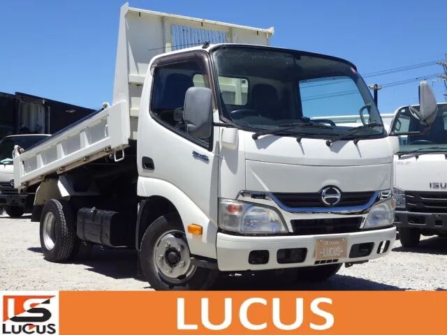 2013 Hino Dutro