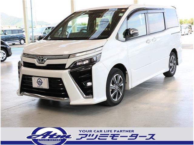 Toyota Voxy 1