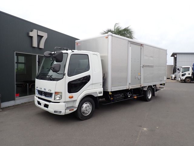 Mitsubishi Fuso Fighter 1
