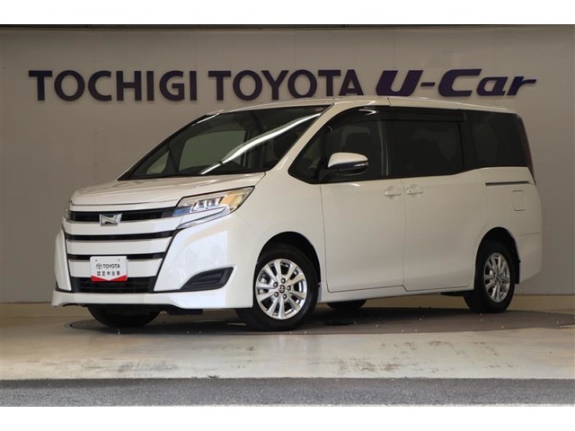 Toyota Noah 1