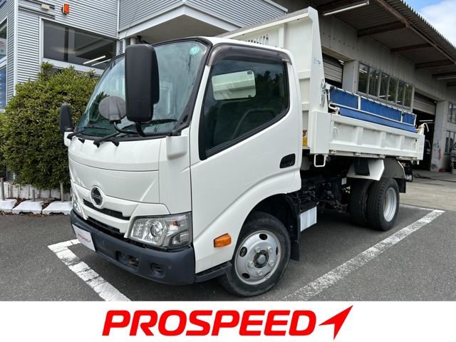 2023 Hino Dutro