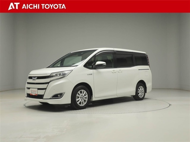 Toyota Noah 1