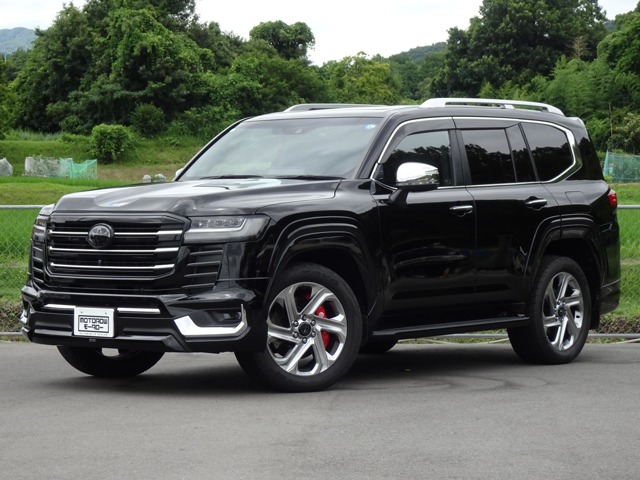 Toyota Land Cruiser 300 2