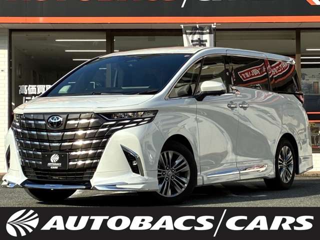 Toyota Alphard 1