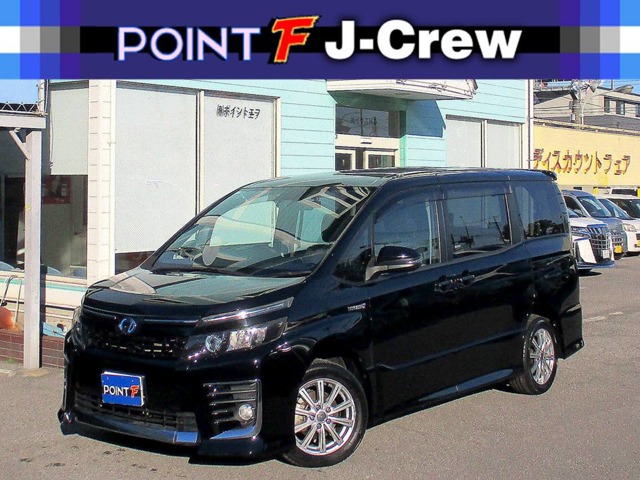 Toyota Voxy 1