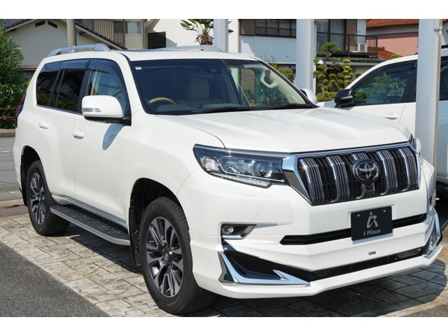 Toyota Land Cruiser Prado 1