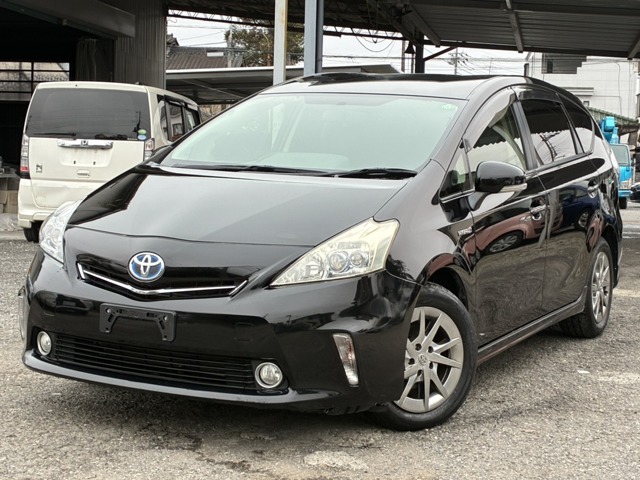 2013 Toyota Prius α