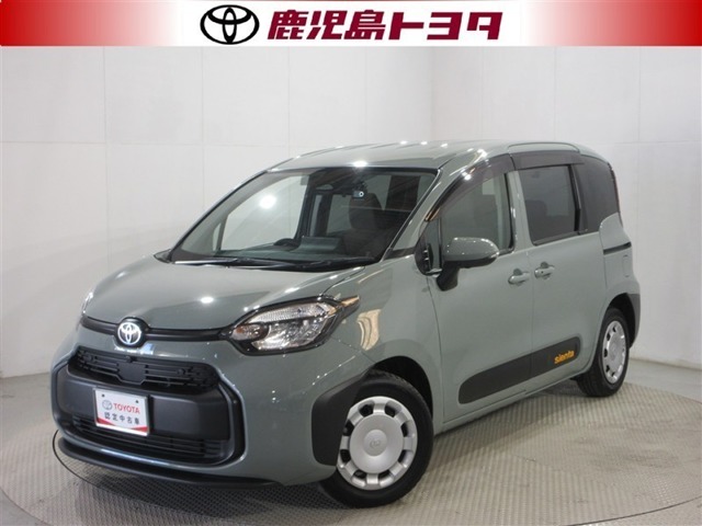 Toyota Sienta 1
