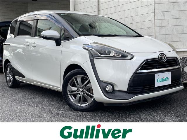 Toyota Sienta 1
