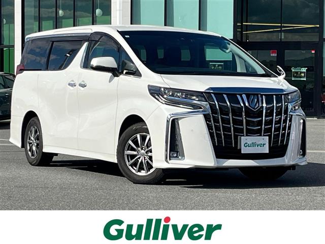 Toyota Alphard 1
