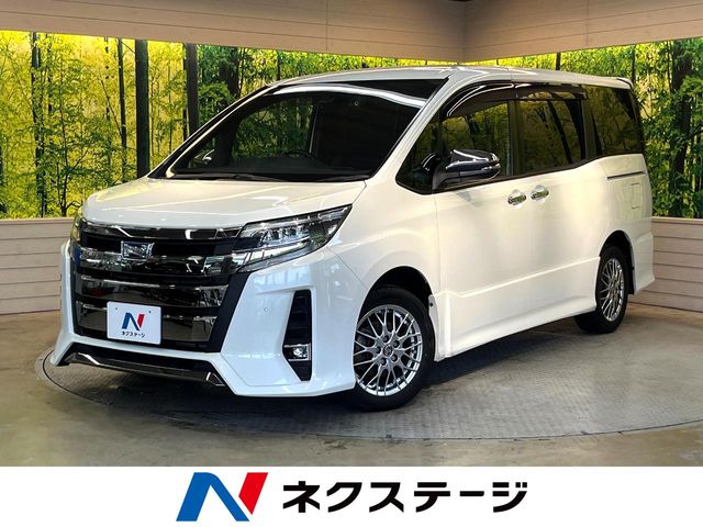 Toyota Noah 1