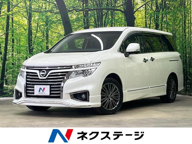 Nissan Elgrand 1