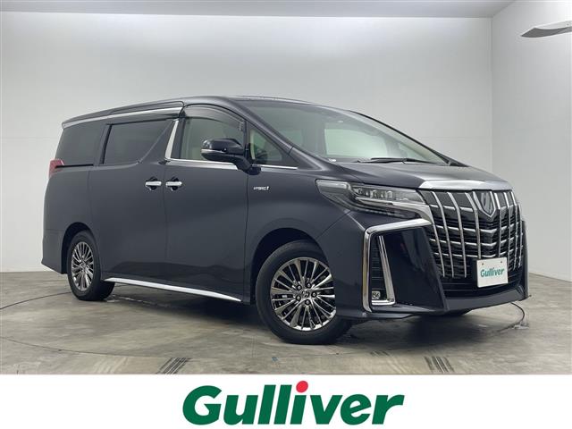 Toyota Alphard 1
