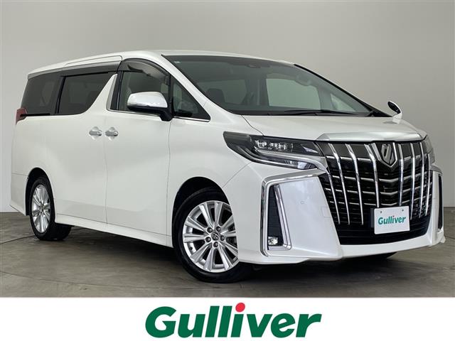 Toyota Alphard 1