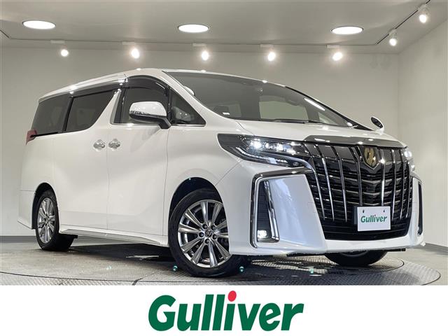Toyota Alphard 1