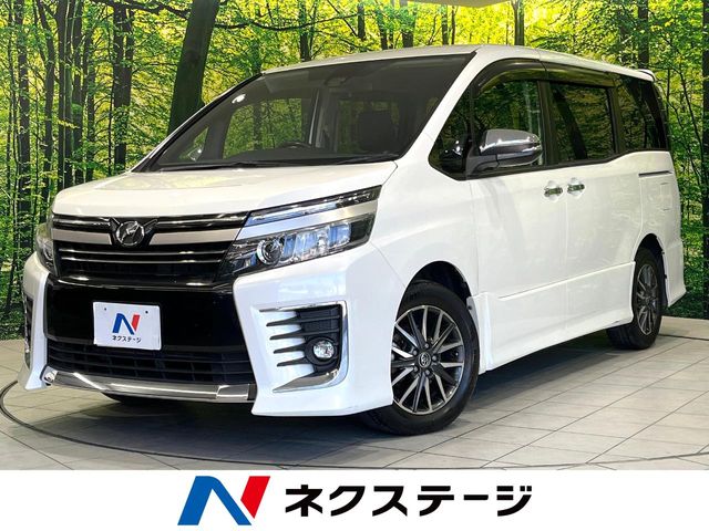 Toyota Voxy 1