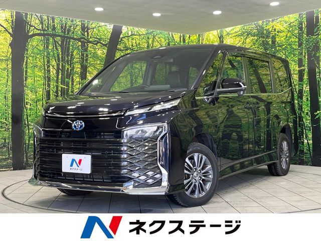 2022 Toyota Voxy