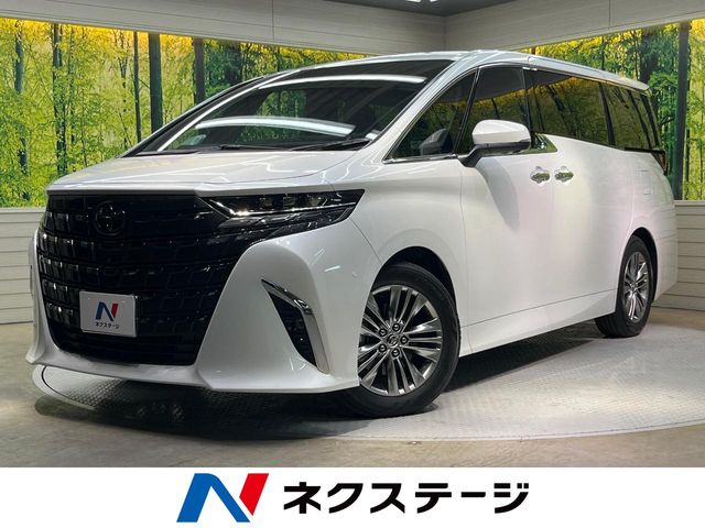 Toyota Alphard 1
