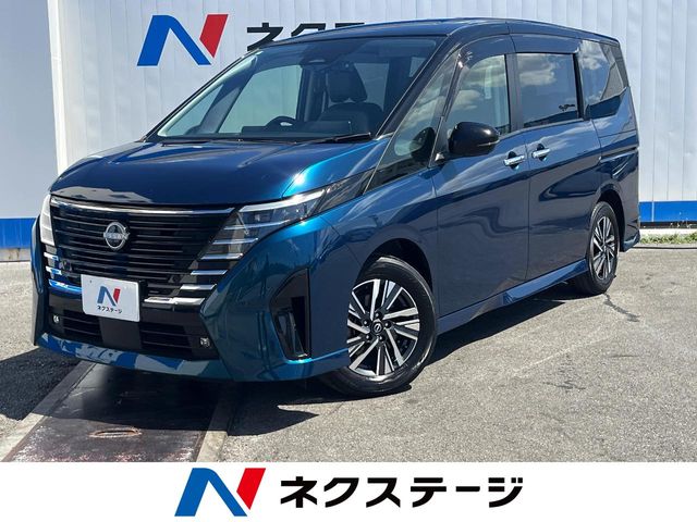 Nissan Serena 1