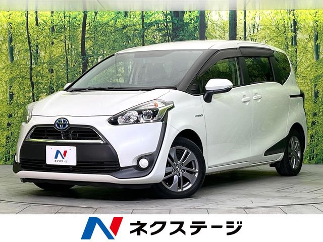 Toyota Sienta 1