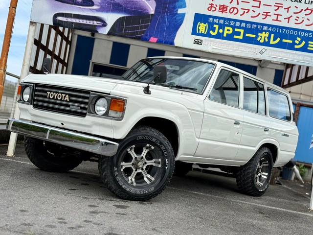 Toyota Land Cruiser 60 1