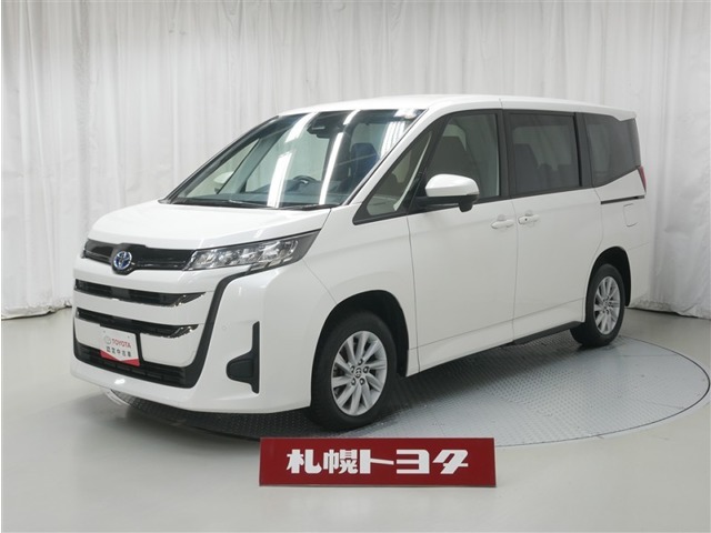 Toyota Noah 1