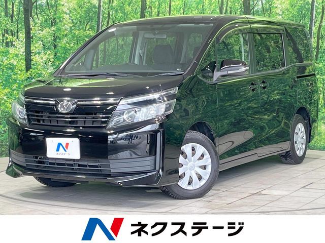2017 Toyota Voxy