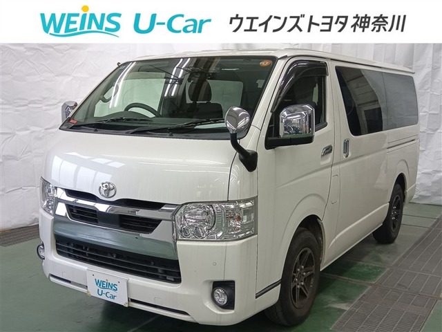 Toyota Hiace Van 1