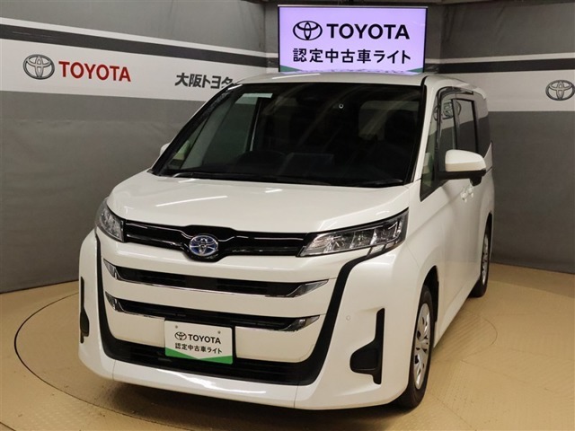 Toyota Noah 1