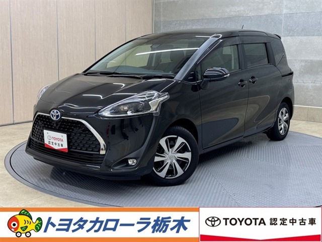 Toyota Sienta 1