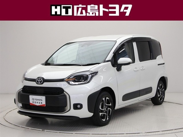 Toyota Sienta 1