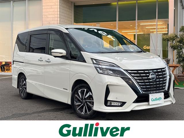 Nissan Serena 1