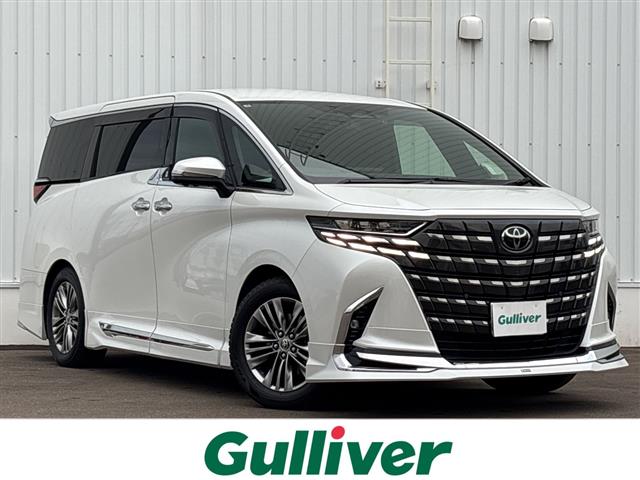 Toyota Alphard 1