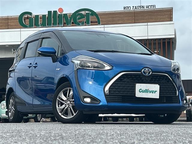 Toyota Sienta 1