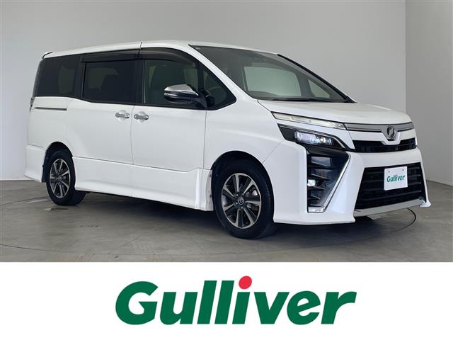 Toyota Voxy 1
